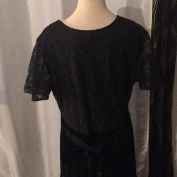 Ms. Choice long black lace dress - Picture 10 of 10